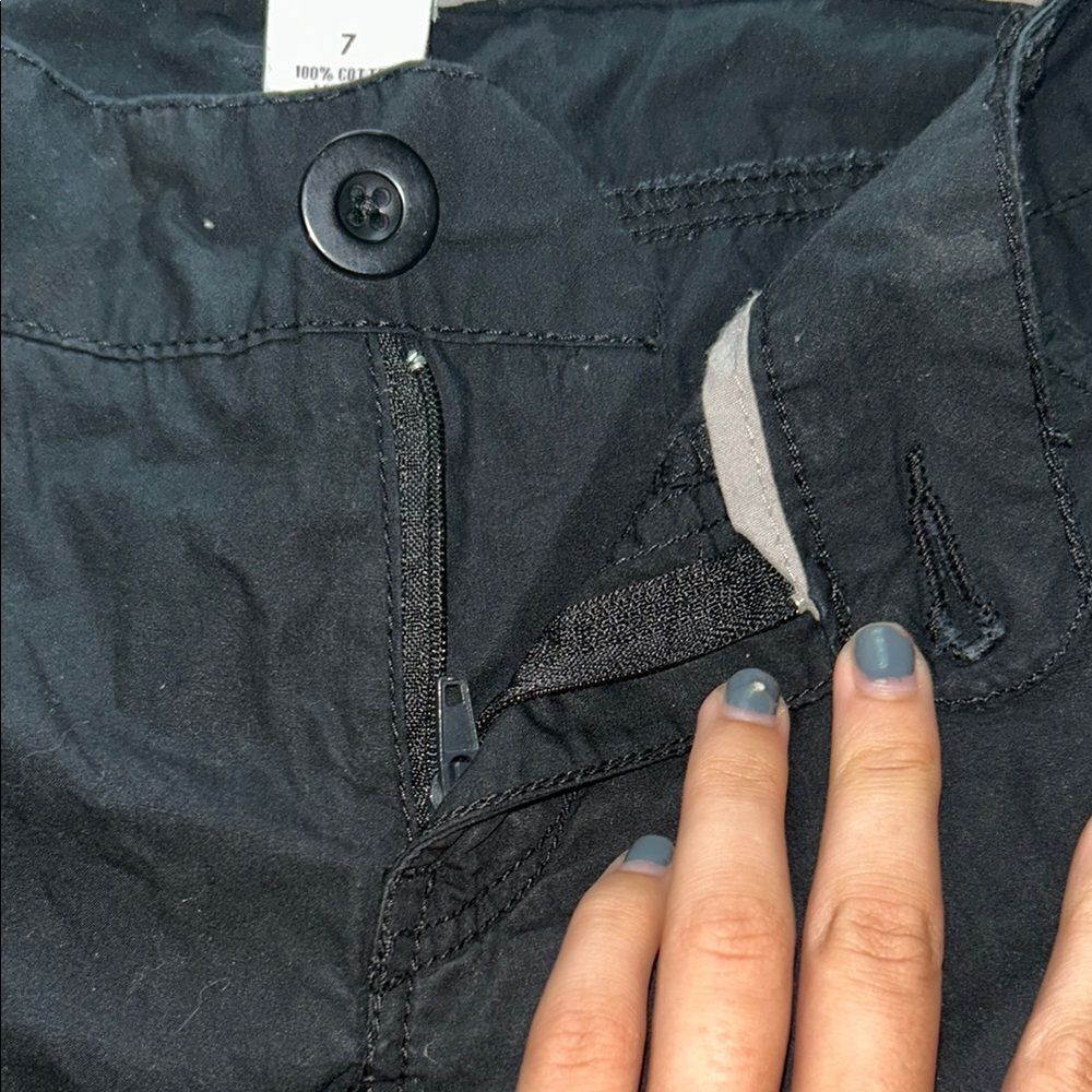SO Black Cargo Shorts with Comfortable Fit - Picture 3 of 6